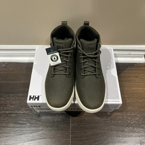 Helly Hansen Men's Boots in Olive and Cream - Picture 4 of 9